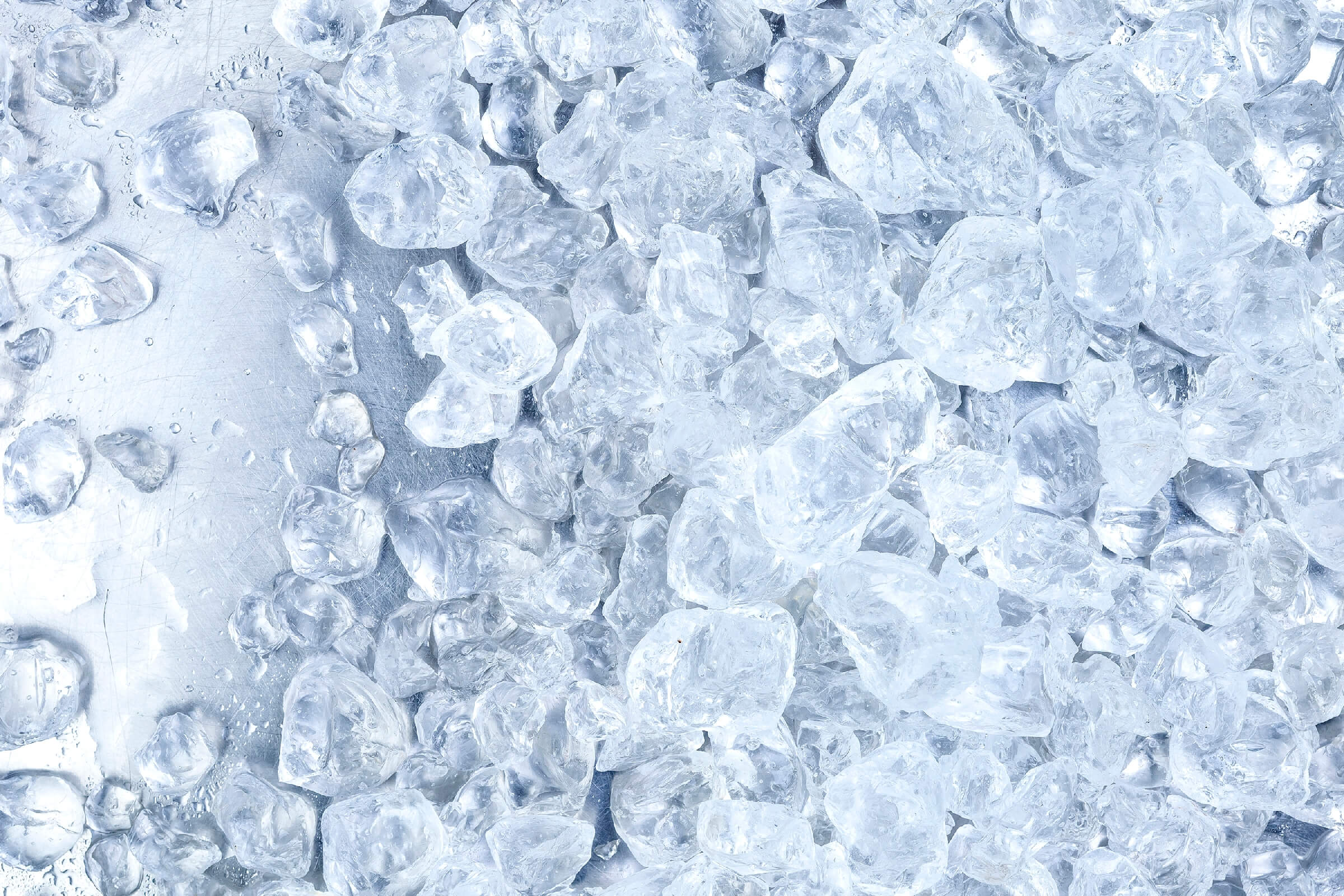 Лед крошка. Дробленый лед. Кубики льда текстура. Лед фон. Фактура льда.
